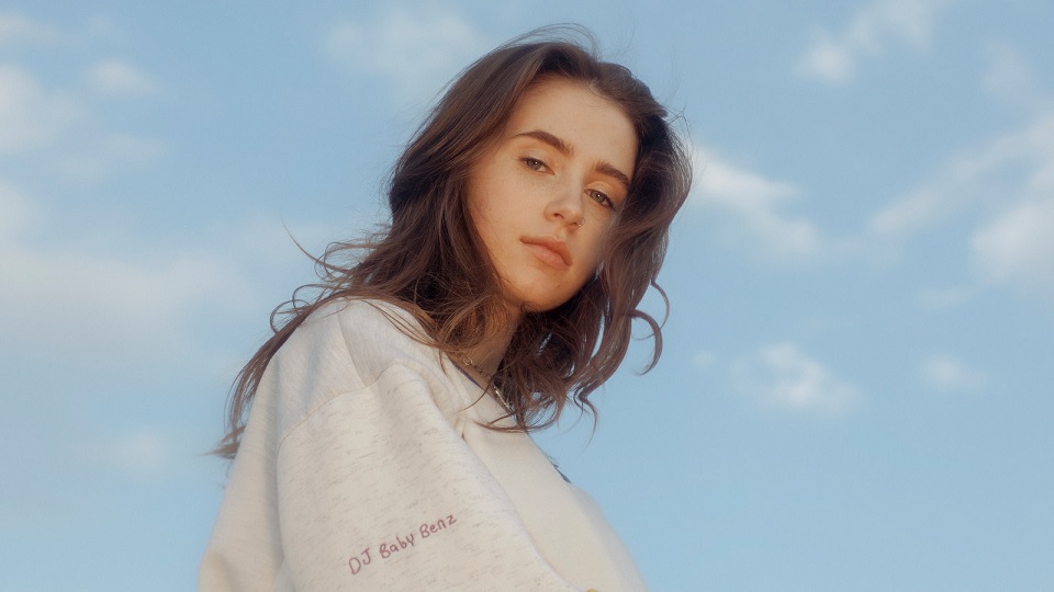 clairo age