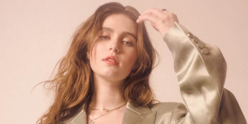 clairo age